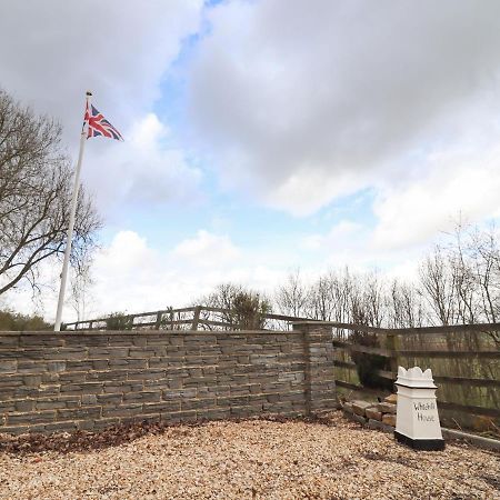 Tree Tops Witney Exterior photo